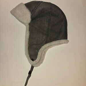 Petit Nord grey Merino lambskin